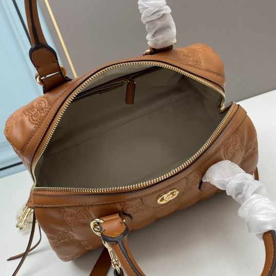 Gucci Matelasse 702242 31x19x22cm ww1_845067 (24)